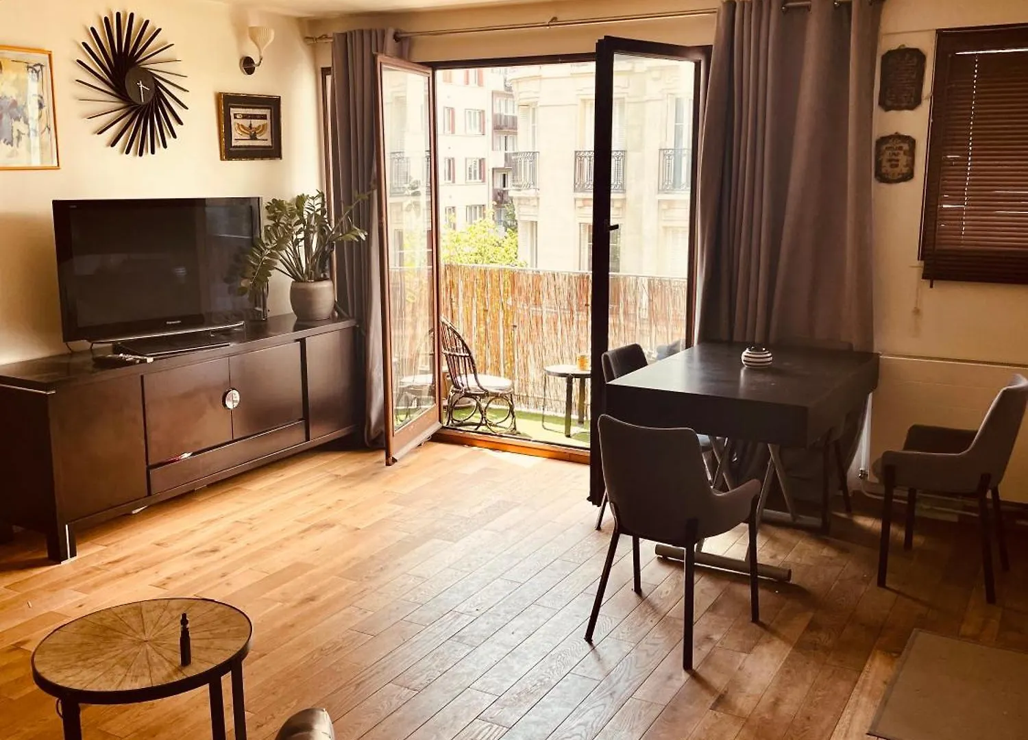 Apartament Jolie 2 Pieces Avec Balcon Paris 15 Eme