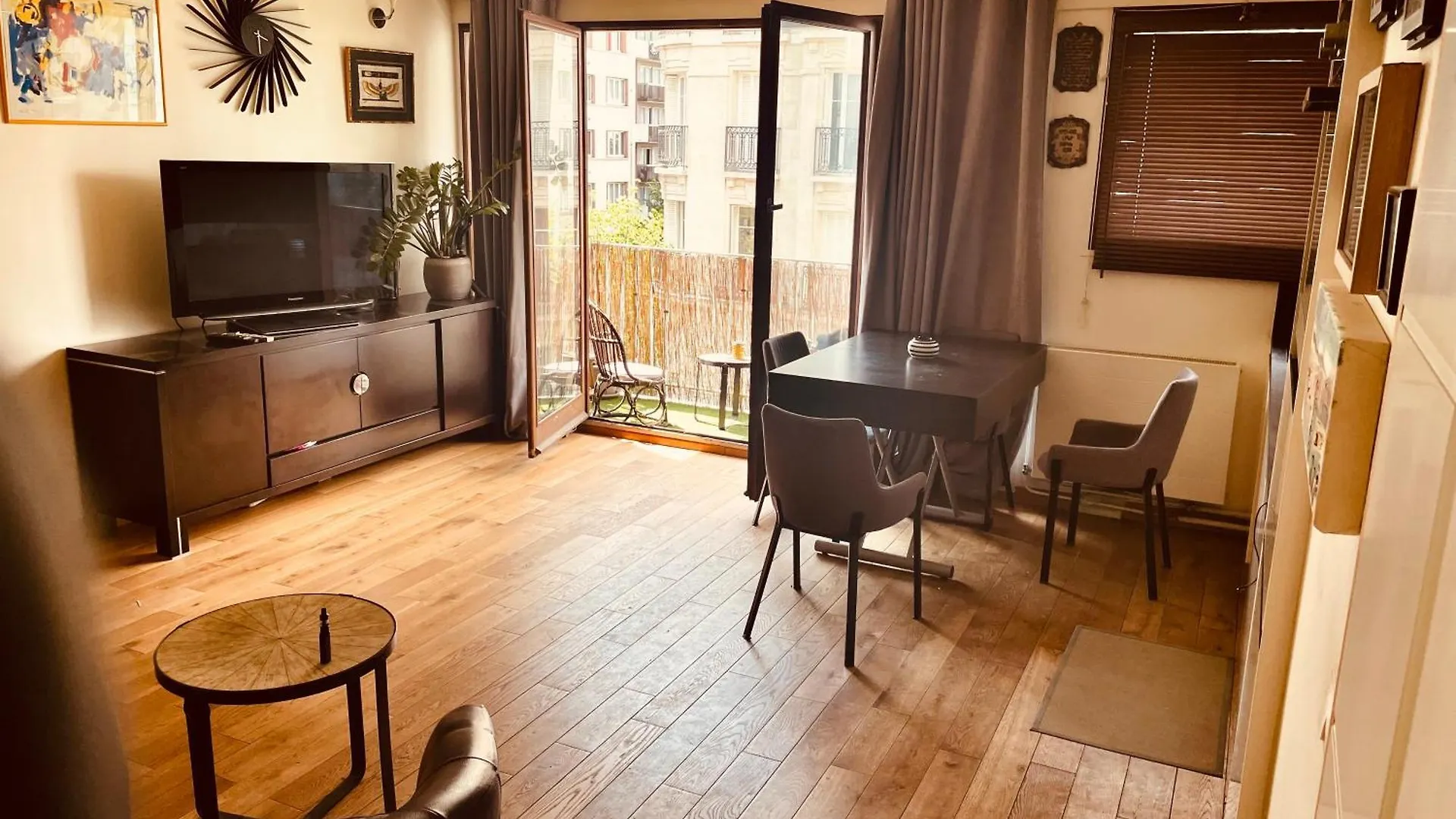 Apartament Jolie 2 Pieces Avec Balcon Paris 15 Eme Francja